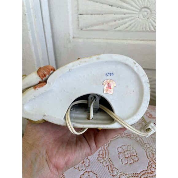 Vintage 1950s Lenwile Ardalt Victorian Couple Bisque/Porcelain Figurine Lamp - Picture 7 of 14